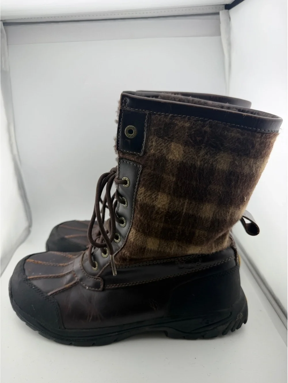 UGG Butte Plaid 3254 Winter Boots, Men's Sz 10